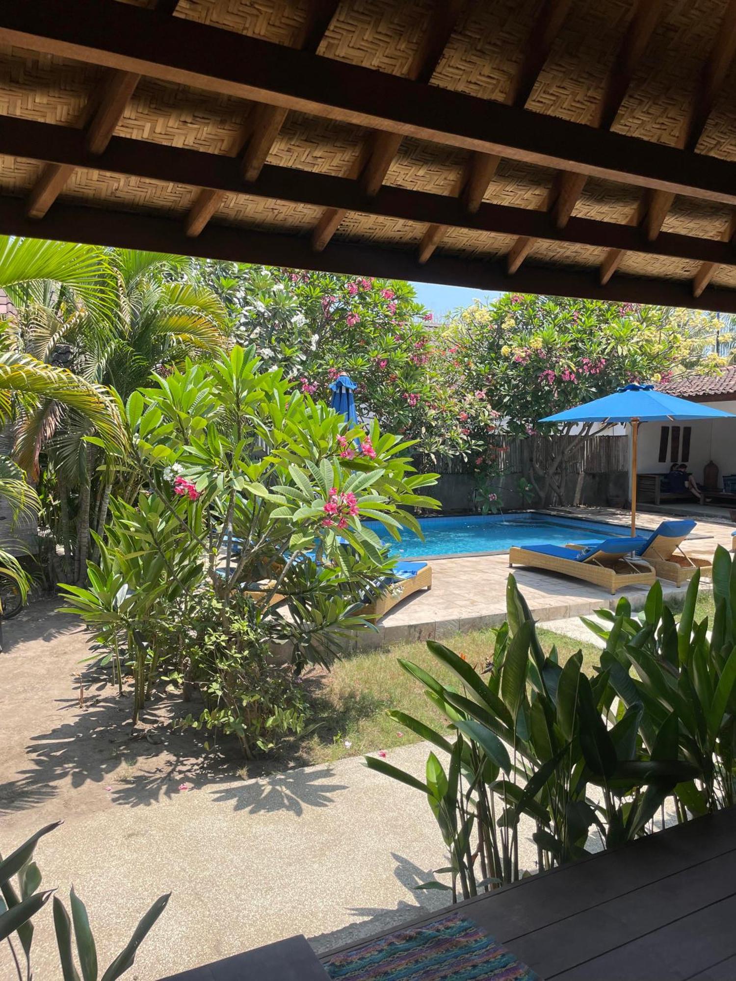 Indigo Bungalows Гили Траванган Экстерьер фото