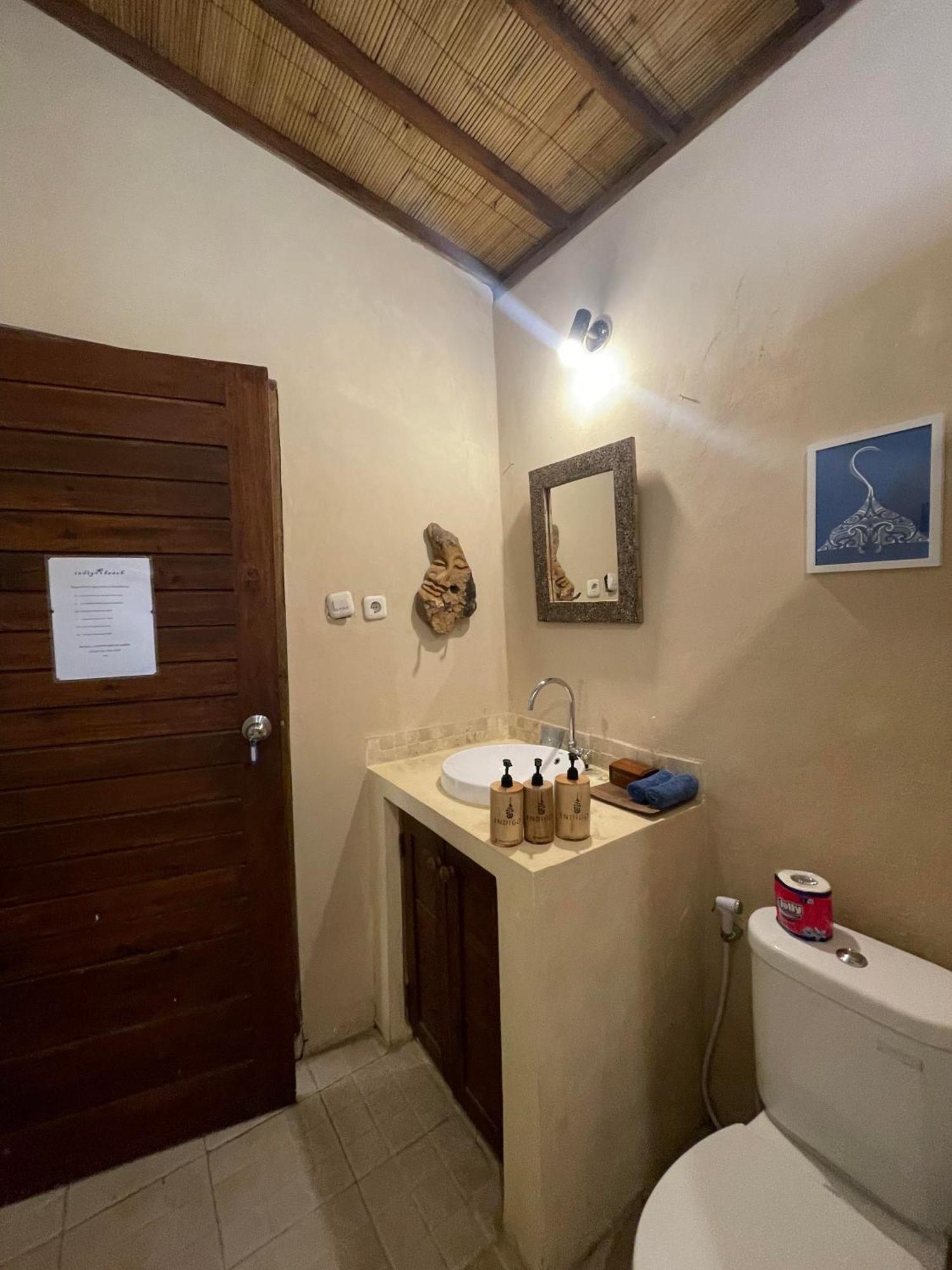 Indigo Bungalows Гили Траванган Экстерьер фото